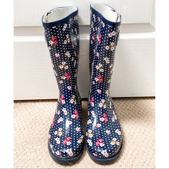 Target Shoes - Target Navy Floral Rain boots Size 7
